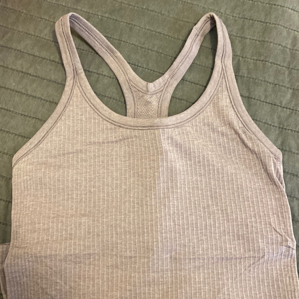 Lululemon Ebb to Street Tank